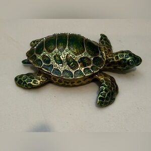 Hand Decorated Enameled Trinket Box Sea Turtle Green Rhinestones Jewelry